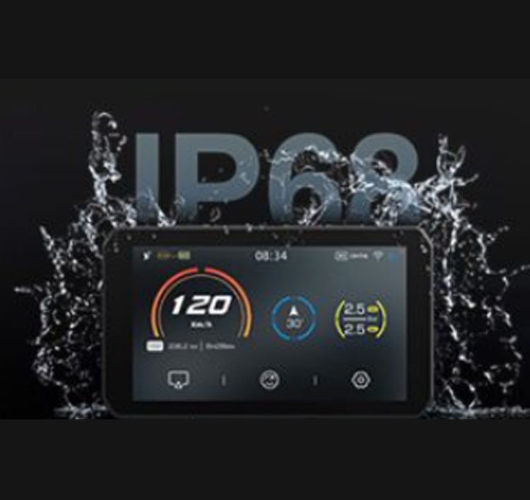 Chigee AIO-5 Play for BMW Motorcycles is IP68 rated.
